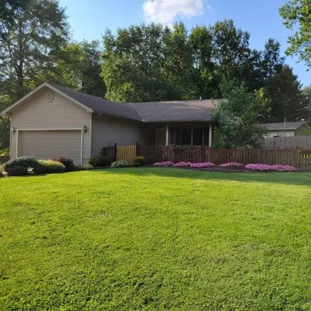 Buy this 3 bed house on 2213 Plank Road in Chandler, Warrick County