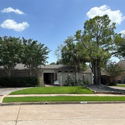 Rent this 3 bed house on 11503 Lakeside Place Dr in Houston, Texas