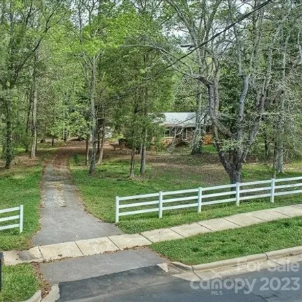 Buy this 3 bed house on 13068 Hamilton Road in Charlotte, NC 28273
