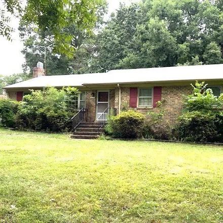 Buy this 3 bed house on 14300 Branding Iron Rd in Chesterfield, Virginia