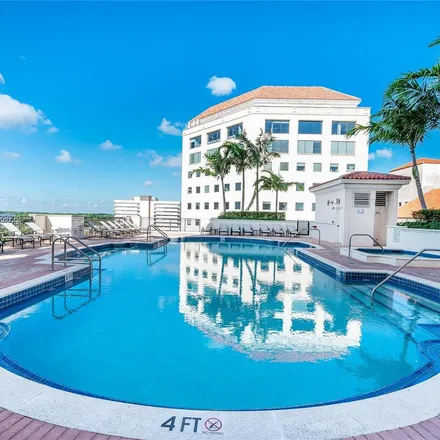 Image 4 - Southwest 37th Avenue & Southwest 9th Terrace, Southwest 37th Avenue, Miami, FL 33134, USA - Apartment for rent