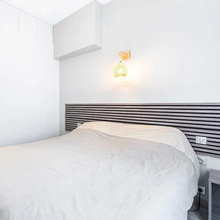 Rent this 1 bed apartment on Place de l'Opéra in 75009 Paris, France