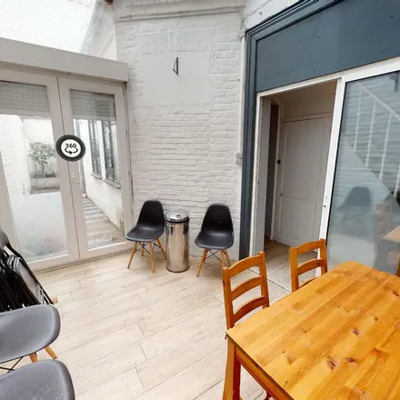 Rent this 5 bed apartment on Rue Latine in 59100 Roubaix, France