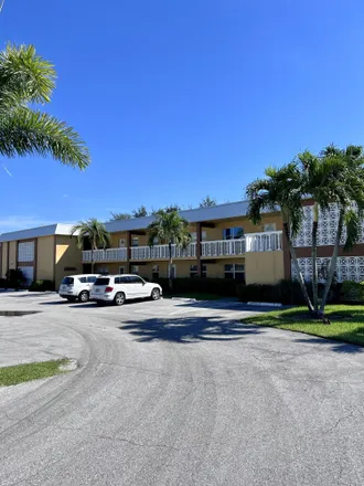 Buy this 2 bed condo on 9878 Southwest 18th Street in Palm Beach County, FL 33428