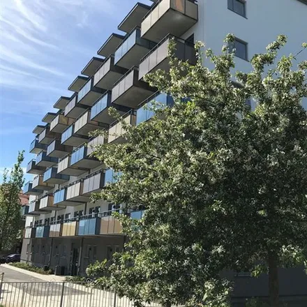 Rent this 3 bed apartment on Nicolaiskolan in Kungälvsgatan, 252 49 Helsingborg