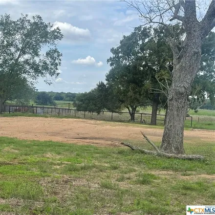 Buy this studio house on US 181 in Floresville, TX 78114