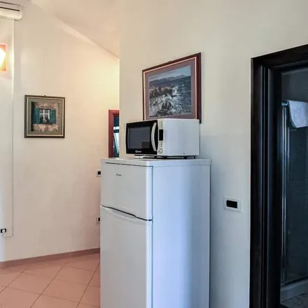Image 8 - Ulica Male Mandre, 23251 Mandre, Croatia - Apartment for rent