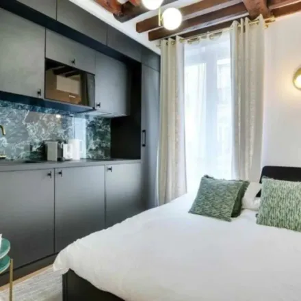 Rent this 1 bed apartment on Ambassade des Seychelles in Avenue Mozart, 75016 Paris
