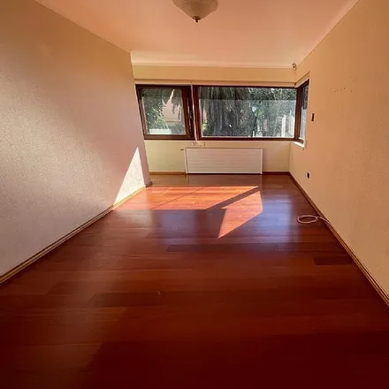 Rent this 2 bed house on Amunátegui 1506 in 258 1548 Viña del Mar, Chile