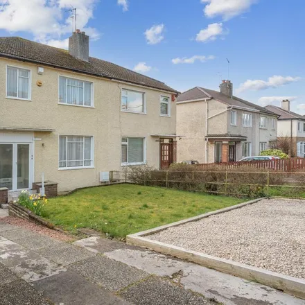 Rent this 3 bed duplex on Southbrae Drive in Scotstounhill, Glasgow