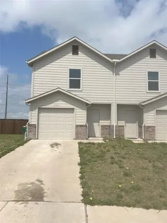 Rent this 2 bed house on unnamed road in Sherman, TX 75092