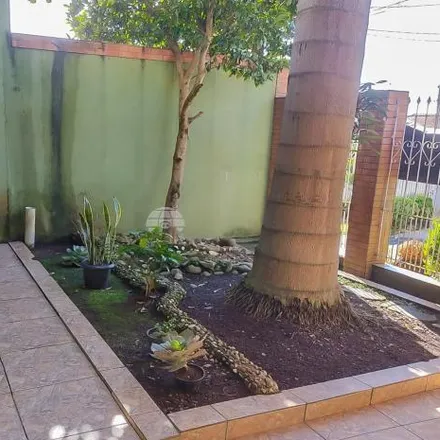 Buy this 3 bed house on Rua Astrogilda Soares Fidelix in Almirante Tamandaré - PR, 83508-577