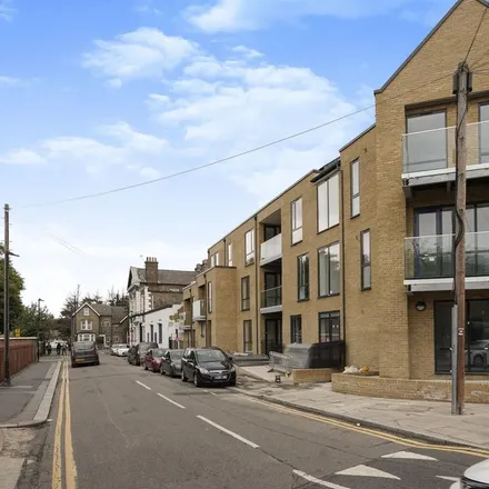 Image 4 - Trulock Road, London, N17 0FN, United Kingdom - Apartment for rent