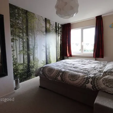 Rent this studio apartment on Tongelresestraat in 5642 NH Eindhoven, Netherlands