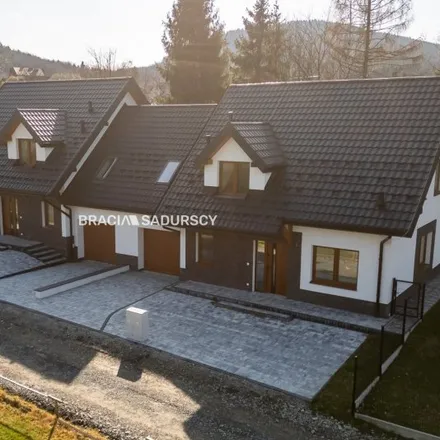 Buy this studio house on Tarnówka in 32-400 Myślenice, Poland