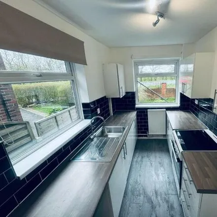 Rent this 3 bed duplex on Moston in Nuthurst Road / near Barcliffe Avenue, Nuthurst Road