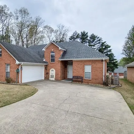 Buy this 3 bed house on 111 Glenn Mary Drive in Florence, AL 35633