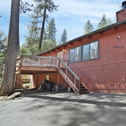 Image 1 - 13100 Wells Fargo Drive, Groveland, Tuolumne County, CA 95321, USA - House for sale