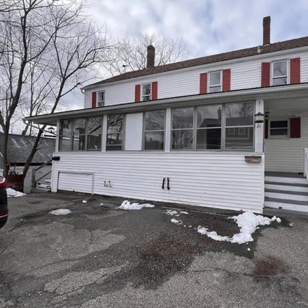 Buy this studio house on 19 High Street in South Berwick, ME 03908