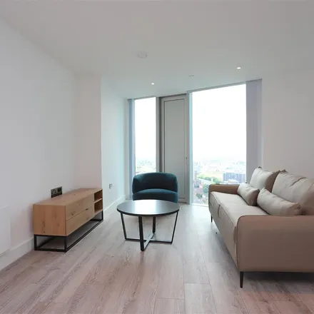 Image 3 - Silvercroft Street, Manchester, M15 4AX, United Kingdom - Apartment for rent