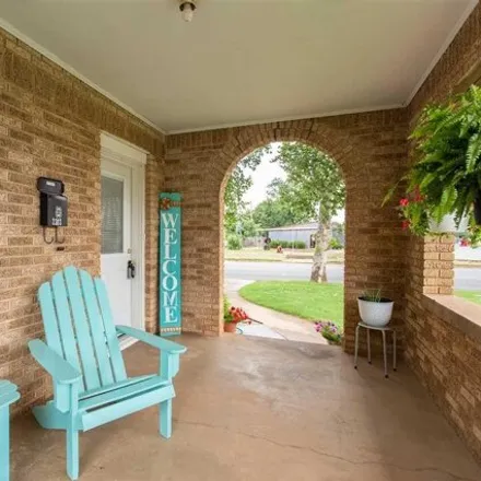 Buy this 3 bed house on 1856 Antelope Street in Vernon, TX 76384