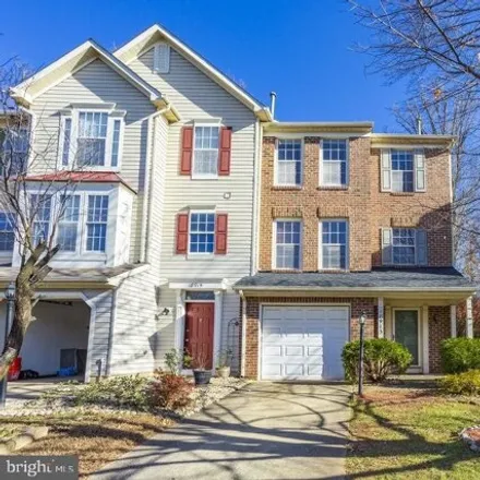 Rent this 3 bed townhouse on 18917 Quiet Oak Lane in Germantown, MD 20874