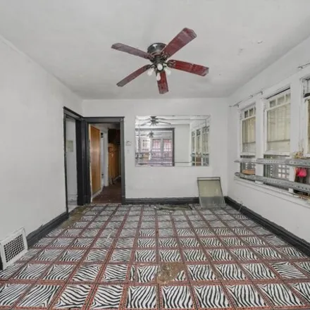 Image 6 - 1002 West 103rd Place, Chicago, IL 60643, USA - House for sale