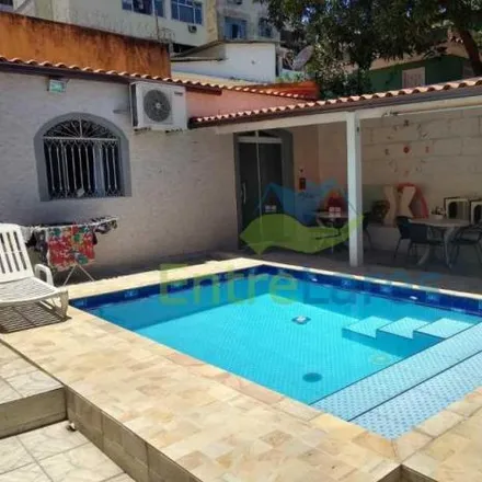 Buy this 3 bed house on Centro Municipal de Saúde Newton Alves Cardozo in Rua Combu, Jardim Carioca