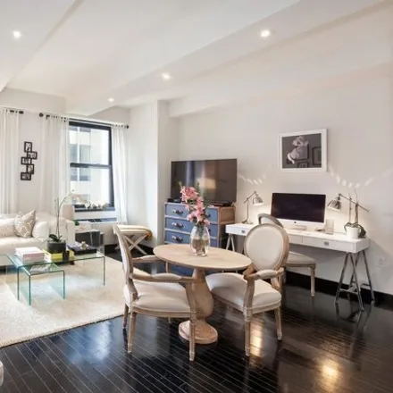 Rent this studio condo on 20 Pine Street in New York, NY 10005
