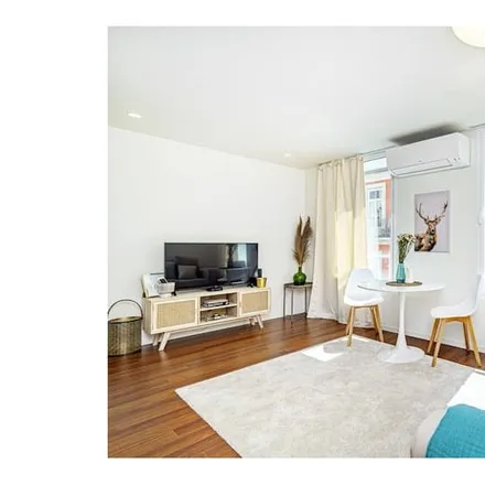 Rent this 1 bed apartment on Galeria Minimal in Rua Miguel Bombarda 221, 4050-381 Porto