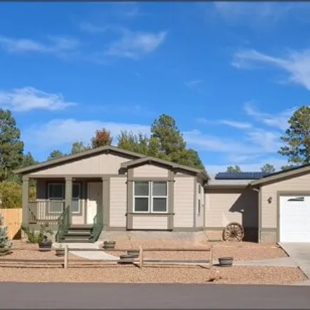 Buy this studio apartment on 5333 Red Squirrel Lane in Pinetop-Lakeside, Navajo County