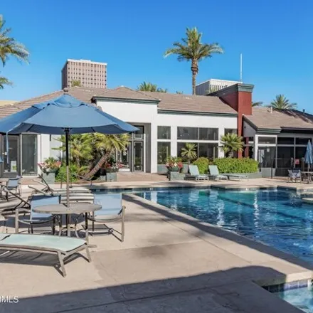 Image 2 - North 6th Avenue, Phoenix, AZ 85013, USA - Apartment for sale