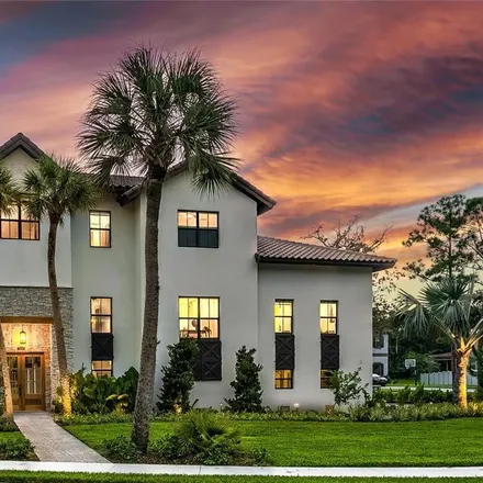 Buy this 6 bed loft on 11924 Snapdragon Road in Hillsborough County, FL 33635