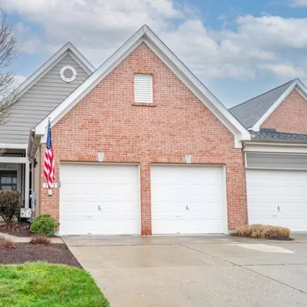 Buy this 3 bed condo on 7154 White Oak Court in Mason, OH 45040