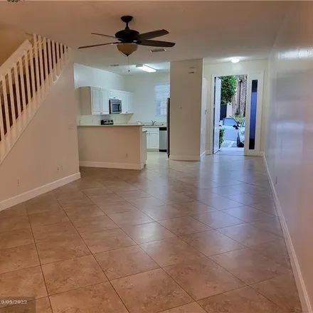 Image 3 - 4763 Northwest 57th Place, Coconut Creek, FL 33073, USA - Townhouse for rent