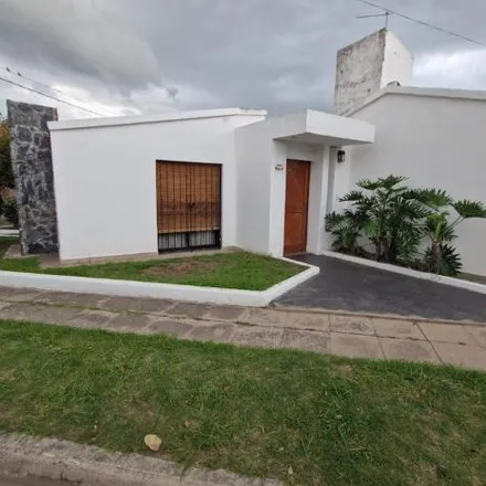 Rent this 3 bed house on Los Médanos in Alto Verde, Cordoba