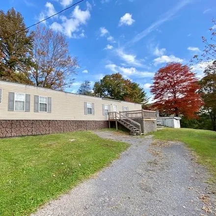 Buy this 3 bed house on 151 Emory Street in Lanark, Raleigh County