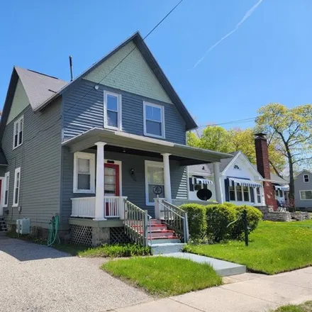Rent this 3 bed house on 234 3rd Avenue in Manistee, Manistee County