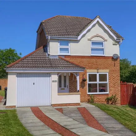 Rent this 3 bed house on Carnoustie Way in Middlesbrough, TS8 9TA
