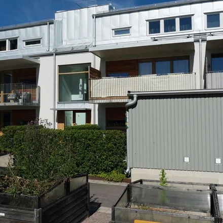 Rent this 3 bed apartment on Almvägen 1 in 802 69 Gävle, Sweden