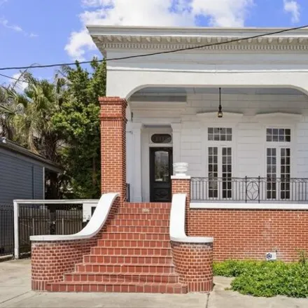 Rent this 2 bed house on 1417 Burgundy Street in Faubourg Marigny, New Orleans