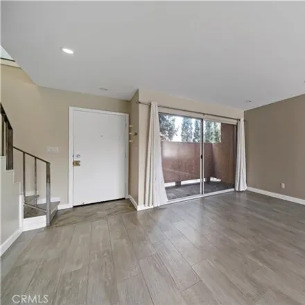Image 3 - 7180 Fountain Avenue, Los Angeles, CA 90046, USA - Townhouse for rent