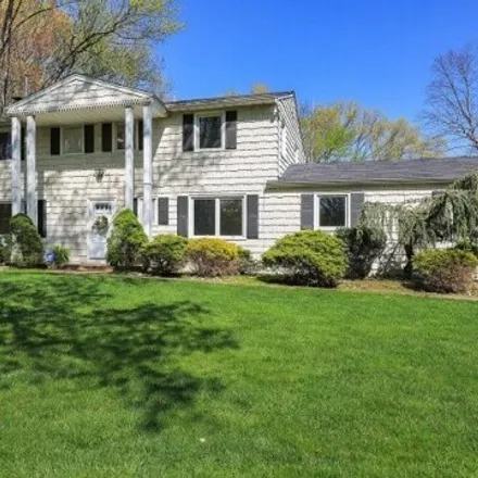 Buy this 4 bed house on 99 Brandywine Court in Scotch Plains, NJ 07076