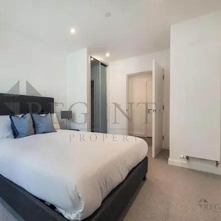 Image 6 - 21-22 Gillender Street, Bromley-by-Bow, London, E3 3LB, United Kingdom - Apartment for rent