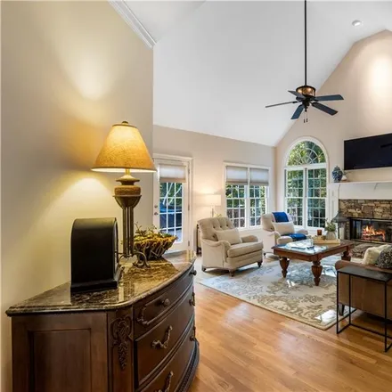 Image 9 - 220 Buckland Run, Alpharetta, GA 30004, USA - House for sale