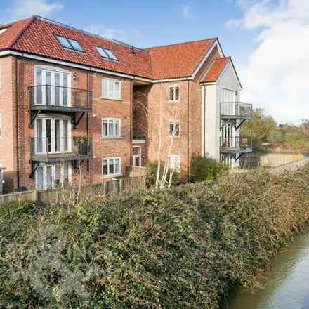 Buy this 2 bed apartment on Waterside Drive in Ditchingham, NR35 2SH