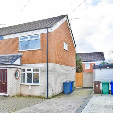 Rent this 3 bed duplex on Glastonbury Road in Astley, M29 7WR