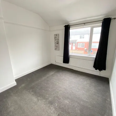 Rent this 1 bed townhouse on Watch Street in Sheffield, S13 9WX