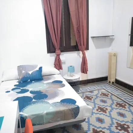 Rent this 1studio room on Passeig de Russafa in 9, 46002 Valencia