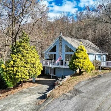 Buy this 3 bed house on 353 Mtn Drive North in Hiawassee, Towns County